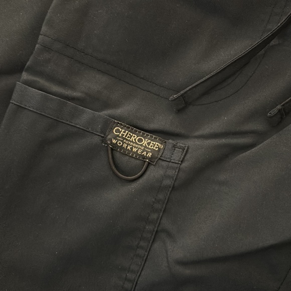 Cherokee Women’s Scrub pants - Picture 2 of 6